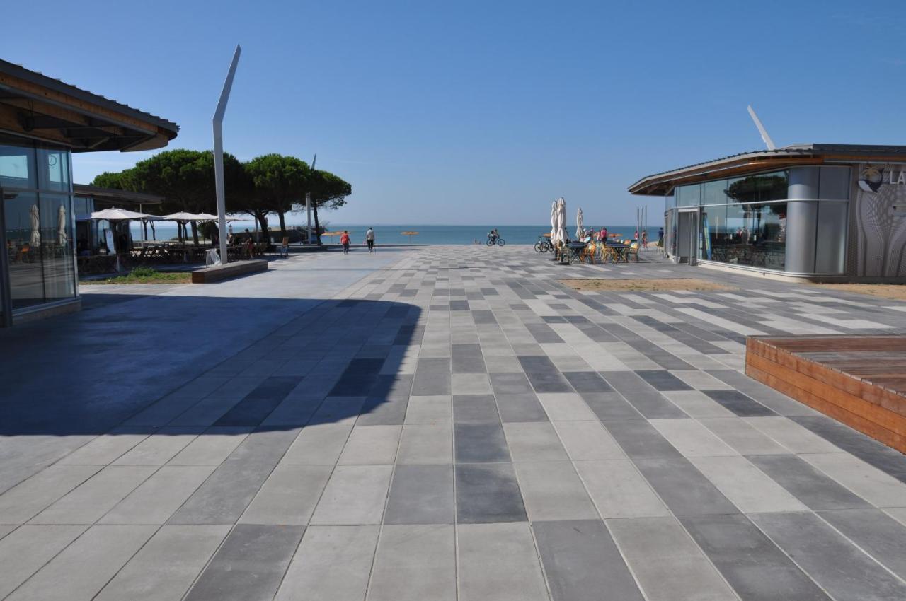 Appartement cosy refait à neuf au coeur de Saint Nazaire à 300m du front de mer Exterior foto