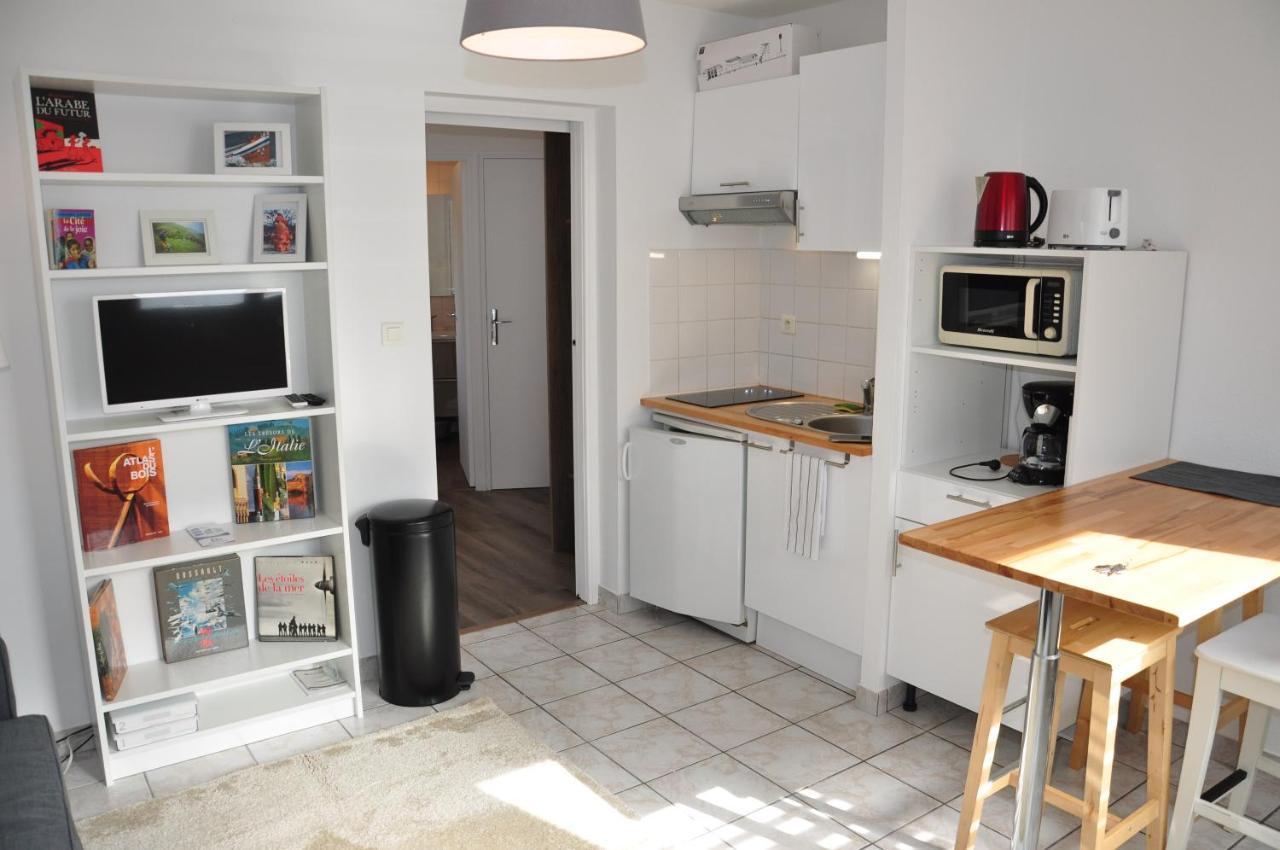 Appartement cosy refait à neuf au coeur de Saint Nazaire à 300m du front de mer Exterior foto
